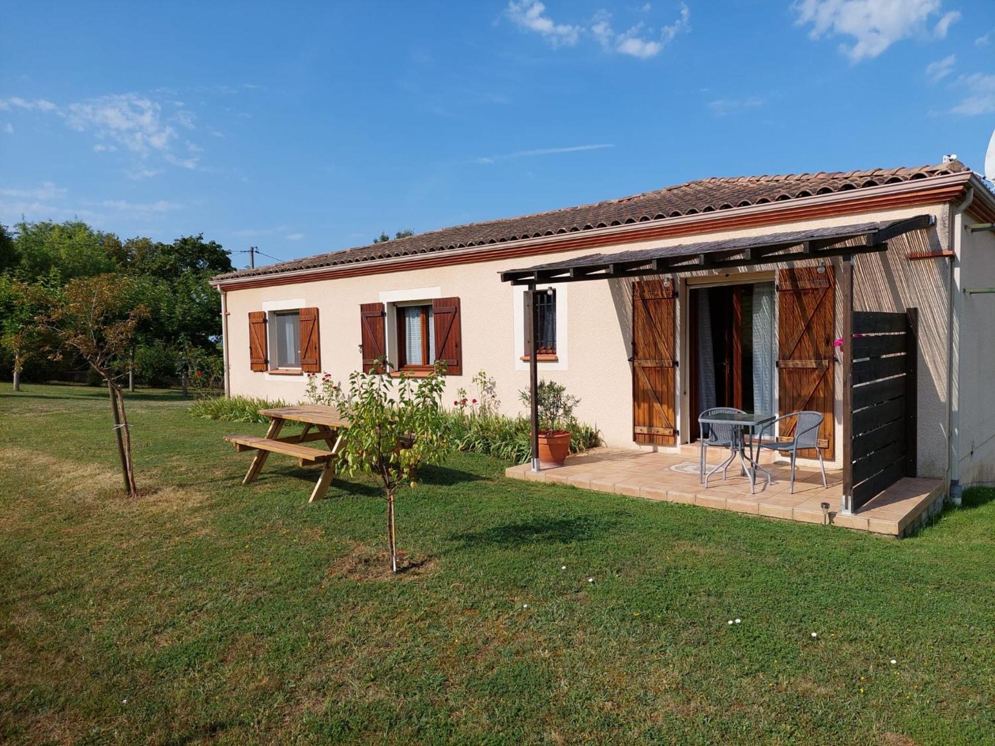 Aux Trois Muriers Villeneuve-sur-Lot Esterno foto